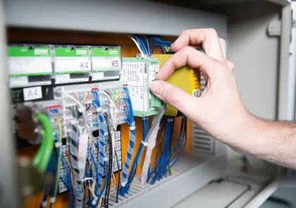 Titelbild zur Veranstaltung Fortbildungsseminar zur Eintragungsverlängerung im Installateur Verzeichnis mit der WEMAG Netz GmbH 2025 (5h)